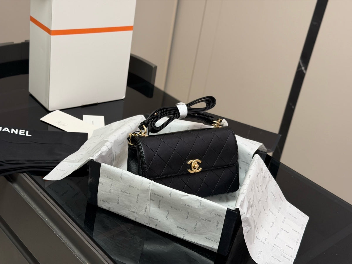 26C Small Flap Bag