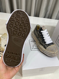 Peterson 23 Embellished Low-Top Trainers