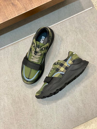 Vintage Check Runner Sneakers