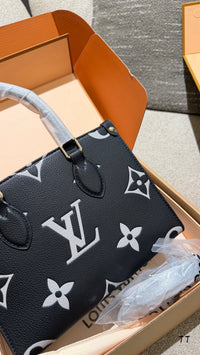 OnTheGo Tote Bag