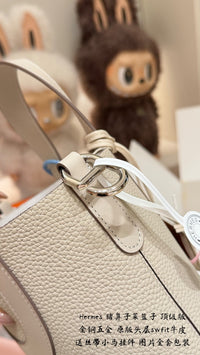In the Loop 18 Bag