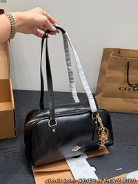 Sydney Shoulder Bag