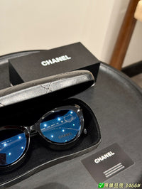 Heart Logo Oval Optical Glasses