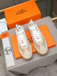 Trail Sneakers