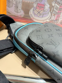 Avenue Sling Bag
