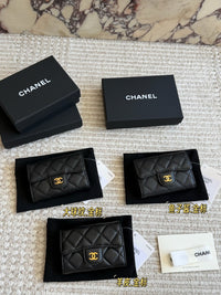 Classic Flap Card Holder