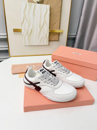 Gymnasium Sneakers