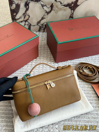 Extra Pocket L19 Leather Pouch
