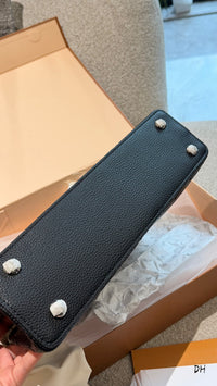 Capucines Bag