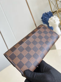 Damier Ebene Sarah Wallet