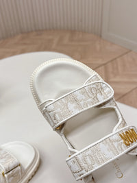 Dioract Sandals