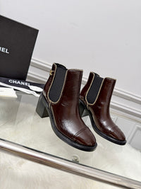 Logo Chelsea Boots