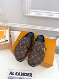 Cosy Flat Comfort Clogs