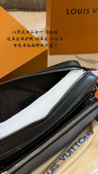 Trio Messenger Bag