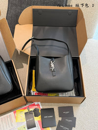 Le 5 À 7 Hobo Bag