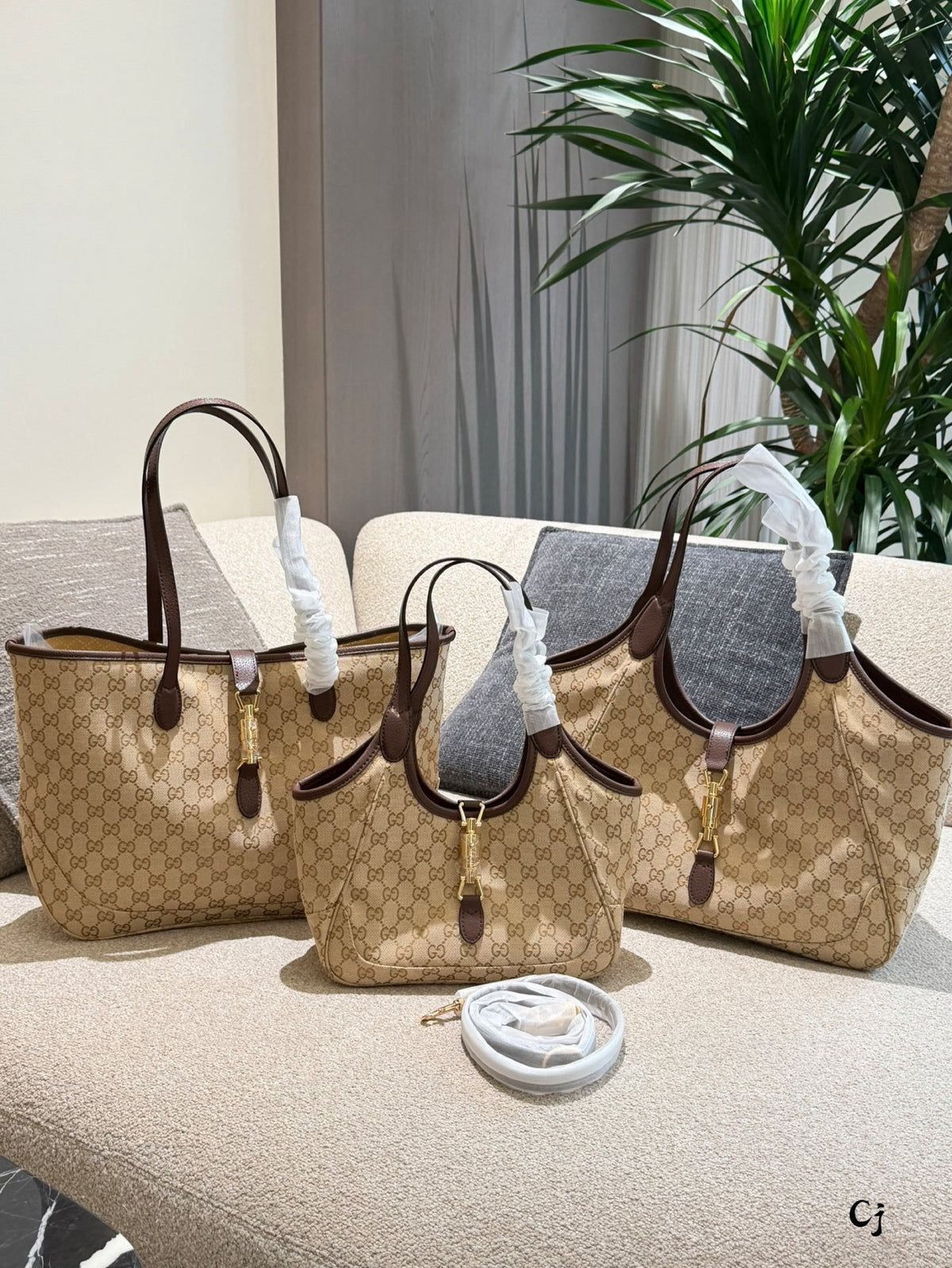 Mercato & Jackie Tote Bag