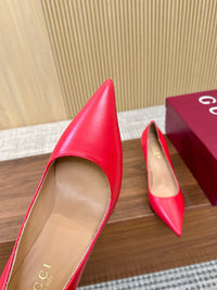 Bombshell Pumps