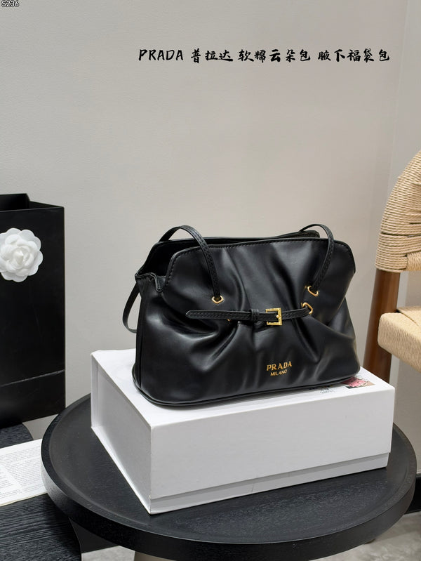 Dada Shoulder Bag