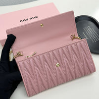 Matelassé Leather Wallet