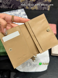 Gardenia Wallet in Smooth Lambskin