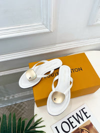 Treasure Thong Sandals