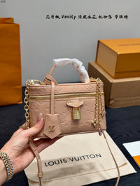 Vanity Chain Pouch