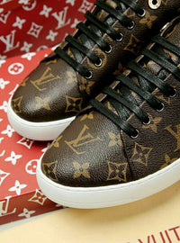 Low Top Sneakers