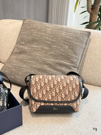 Jett Messenger Bag