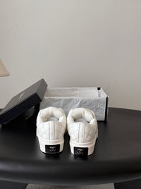 26B Logo Sneakers