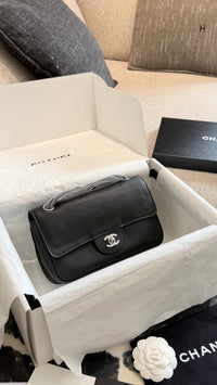 26C Flap Bag