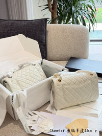 25 Lambskin Flap Bag