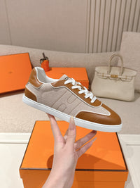 Boomerang Sneakers