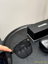 5559 Rectangle Logo Sunglasses
