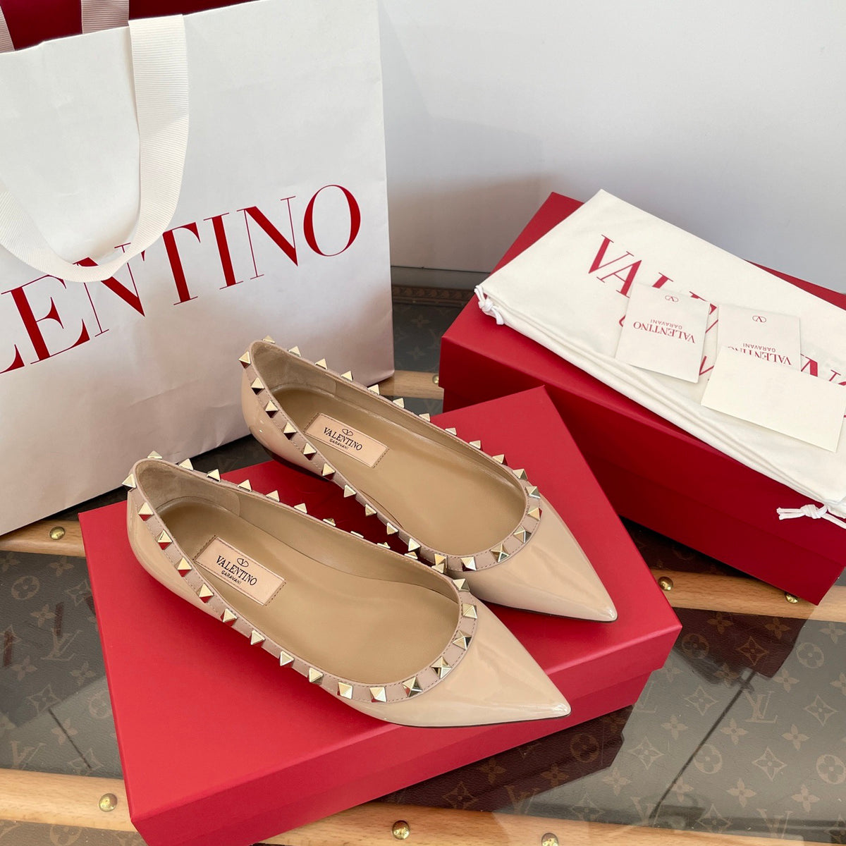 Garavani Rockstud Ballet Flats