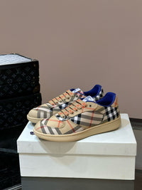Vintage Check Sneakers