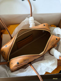Aren Boston Bag