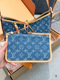 CarryAll Shoulder Bag