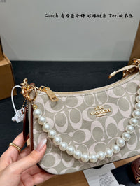 Teri Shoulder Bag