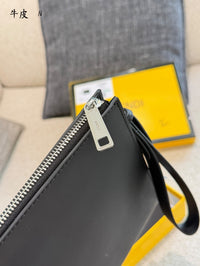 Squared Clutch
