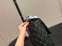 XXL Classic Flap Bag