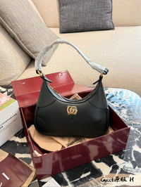 Aphrodite Shoulder Bag