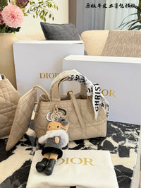 Toujours Leather Tote