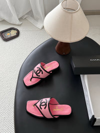 26B Thong Sandals