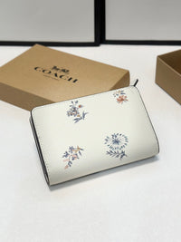 Corner Zip Wallet