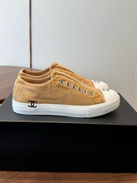 26S Slip-on Sneakers