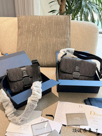 Oblique Messenger Bag