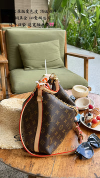 Multipass Bag