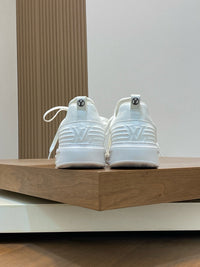 Skate Sneakers