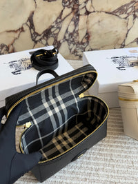 Bloomsbury Vanity Case