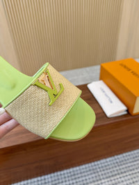 Capri Flat Mules